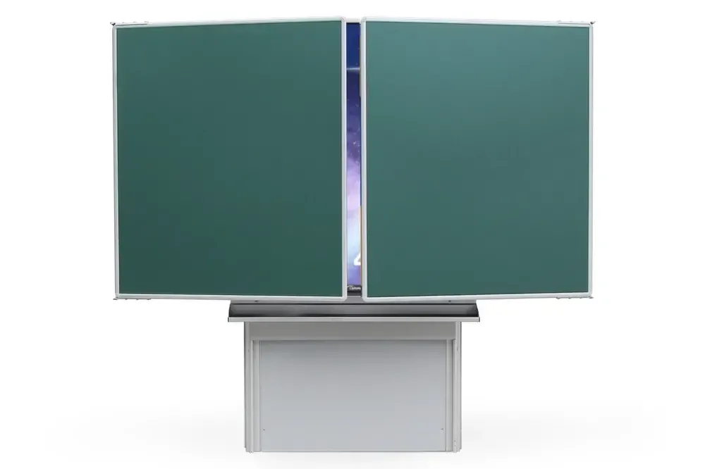 Interaktivní sestava LCD panel na stojanu zvedacím AL IAS s křídly