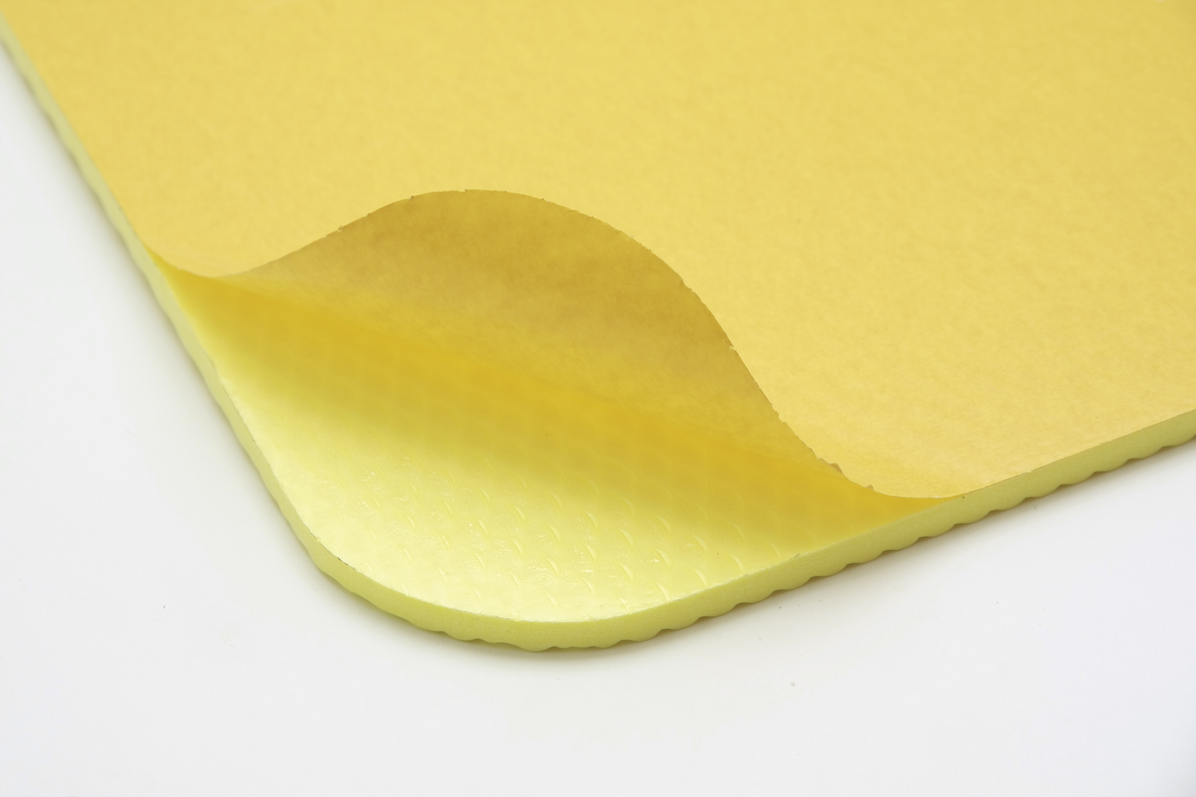 Barevná samolepící nástěnka VYLENKA 