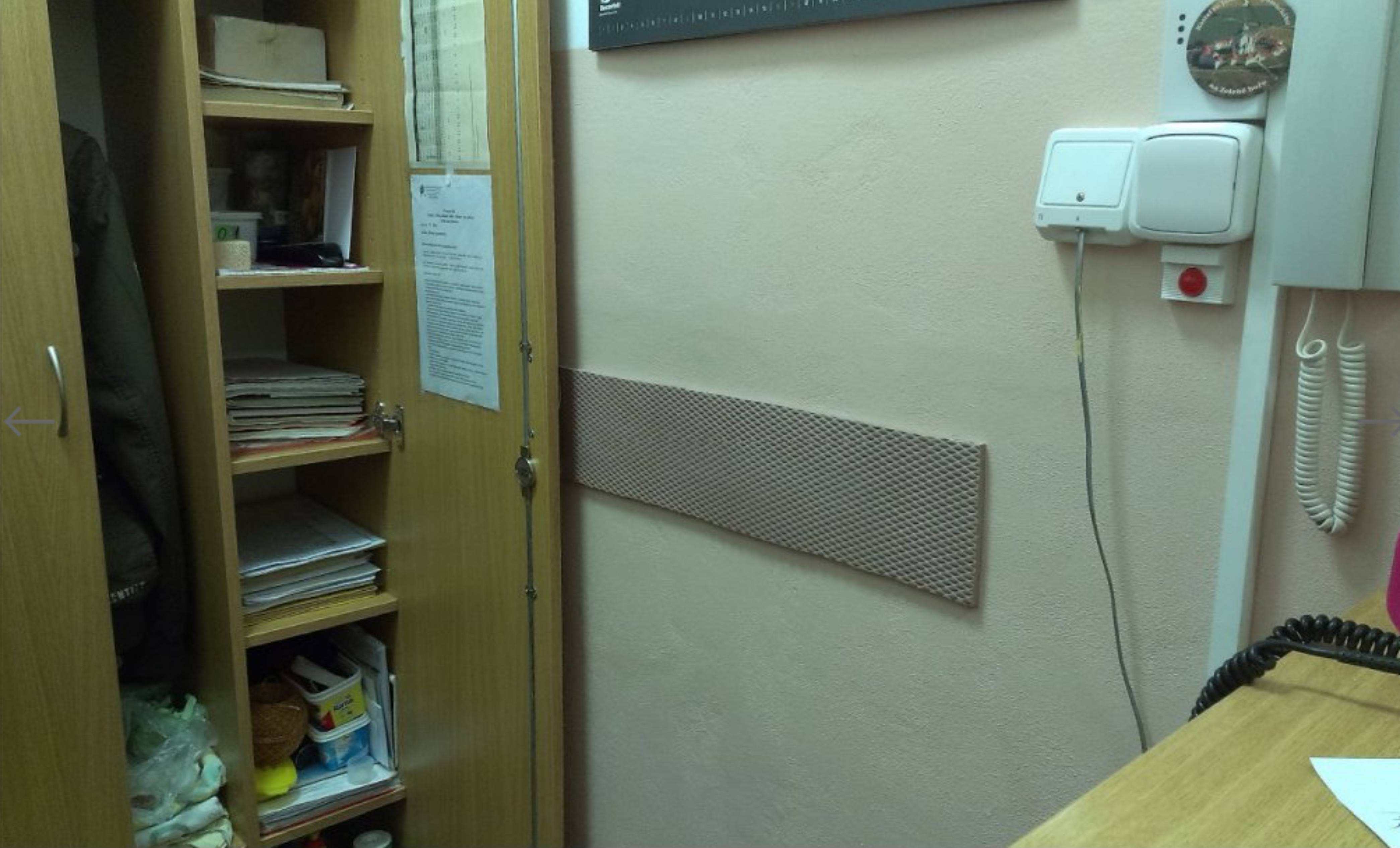 Ochranný pěnový pás na zeď 82 x 15 x 1cm